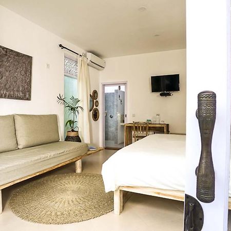 Mondo Surf Village Canggu  Ngoại thất bức ảnh